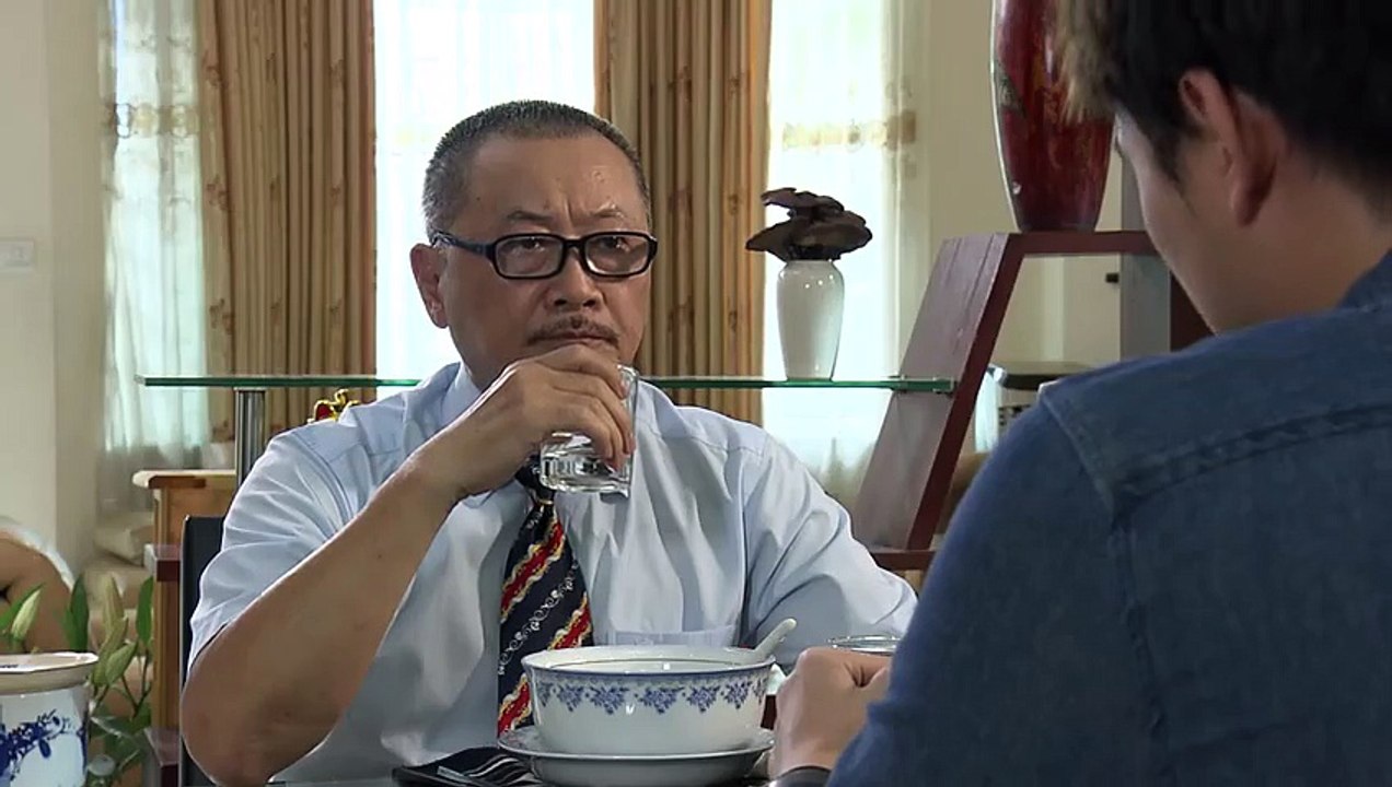 Strange ask for Van's phone number