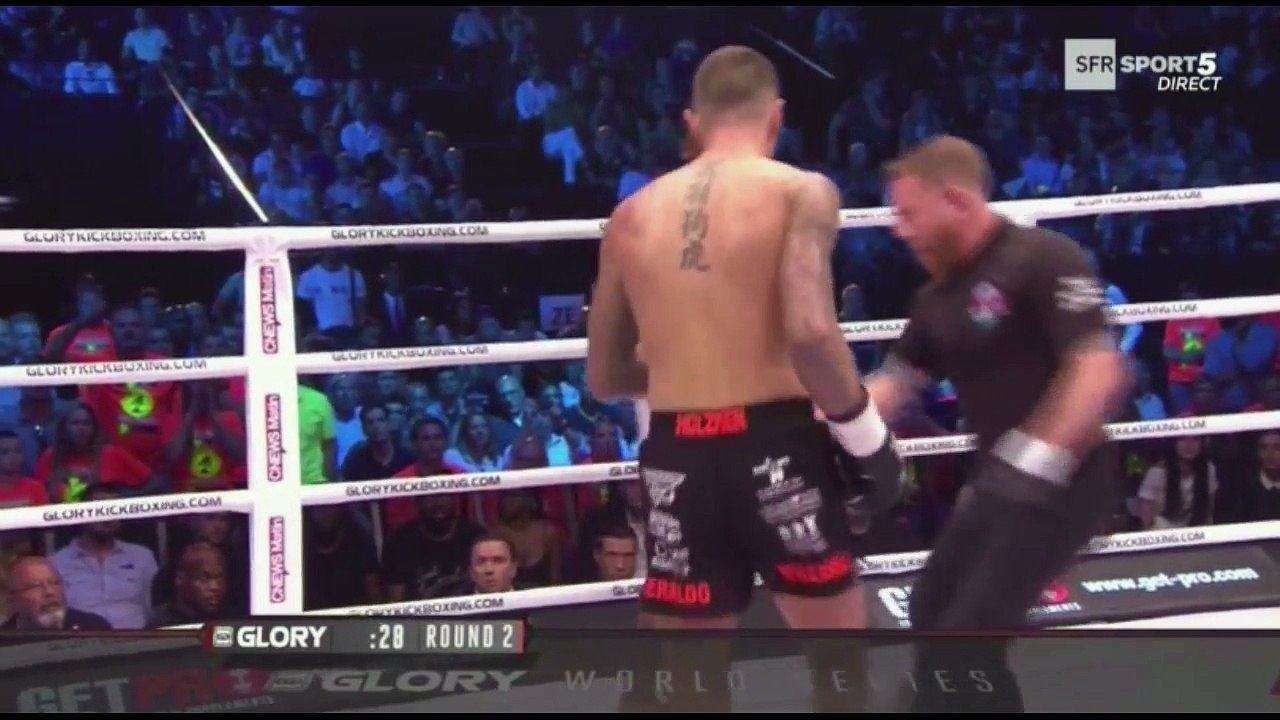 Cédric DOUMCED vs Nieky HOLZKEN GLORY 42 PARIS 10.6.2017