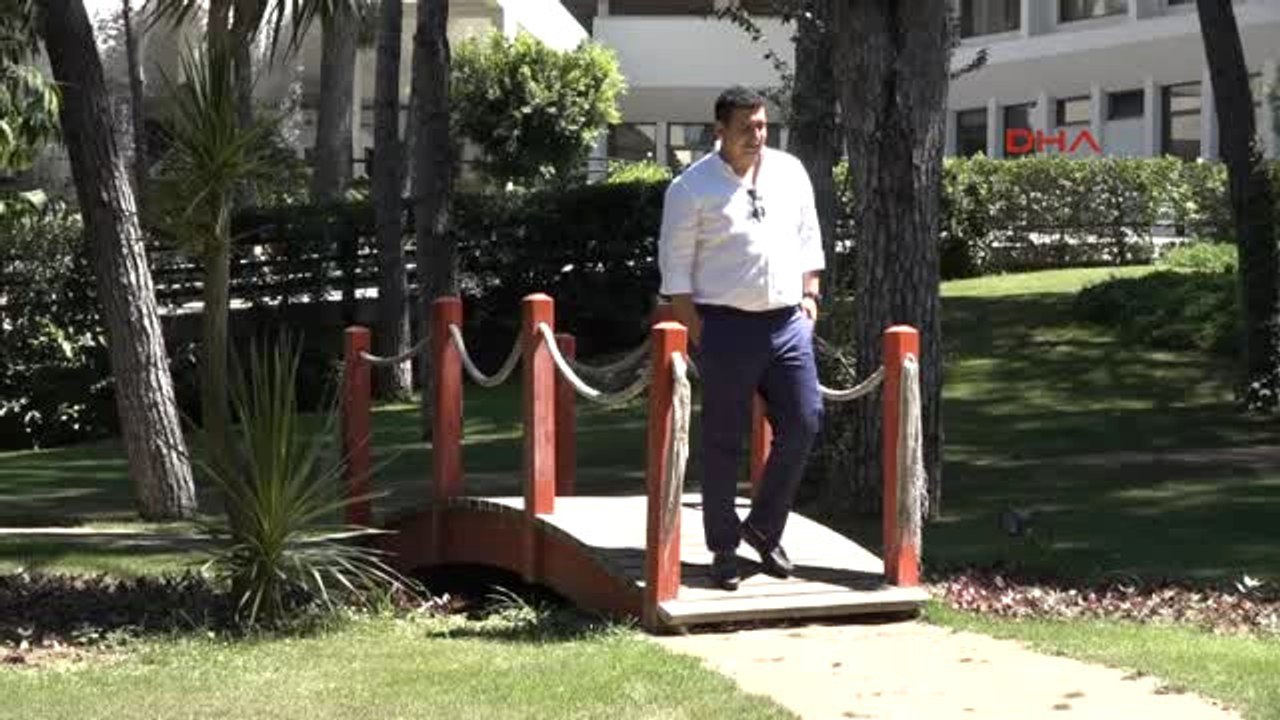 Antalyaspor Başkanı Öztürk Şampiyonluk Yarışında Yer Almayı Hedefliyoruz