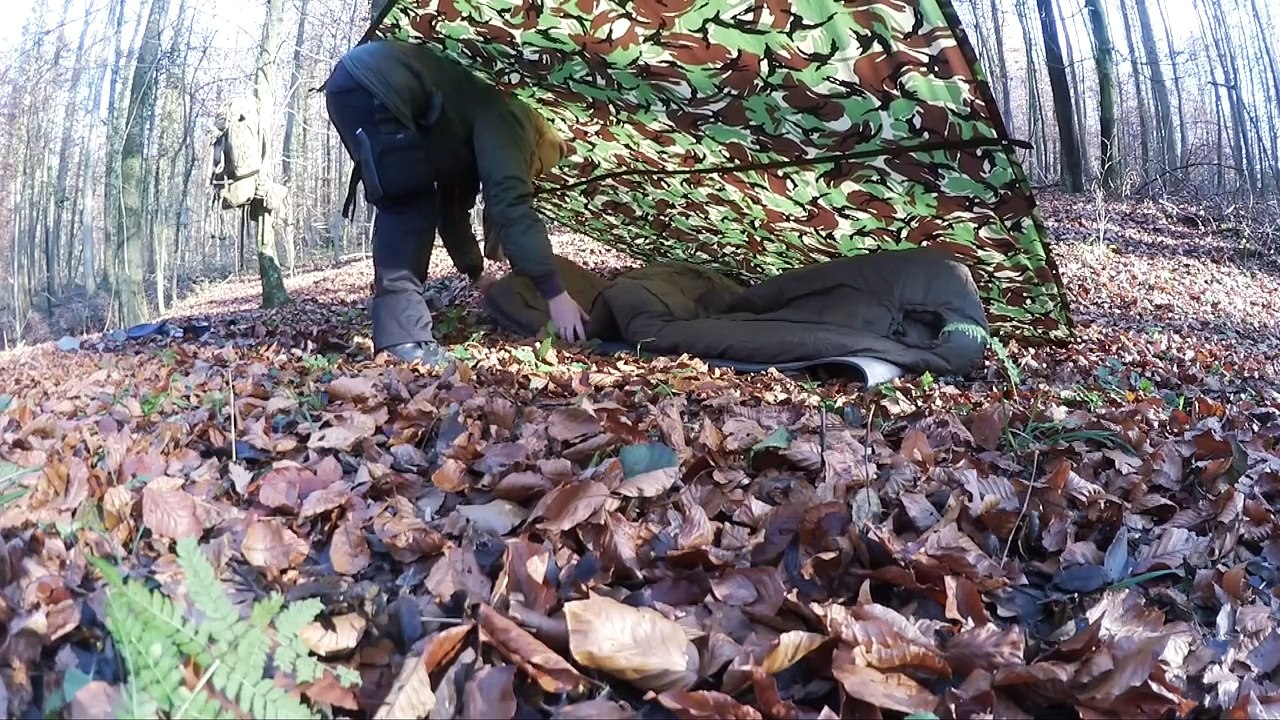 Ich teste meine Ausrütung + Overnighter DPM Basha, Carinthia Schlafsack - YouTube [720p]