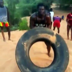 Balla en forme pour affronter Gris