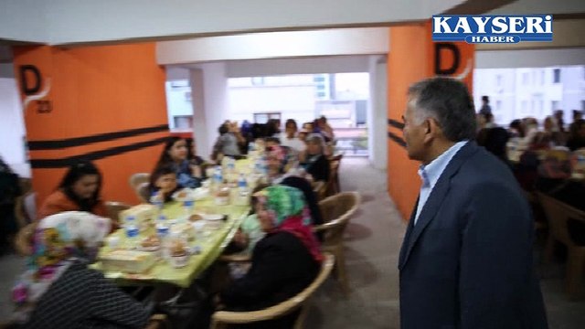 (11 Haziran 2017) Başkan Büyükkılıç “Erciyes Feneri İftar Sofrasında”