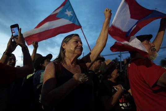 Puerto Ricans head to polls to vote on statehood
