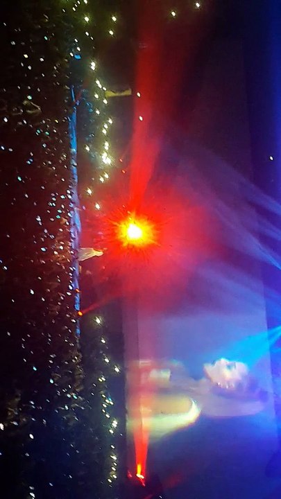 [ Dangerous Woman Tour Paris ] Ariana Grande - One Last Time