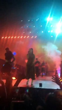 [ Dangerous Woman Tour Paris ] Ariana Grande - Into You