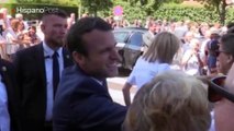 Baño de masas de Macron en su voto para la primera vuelta de las legislativas