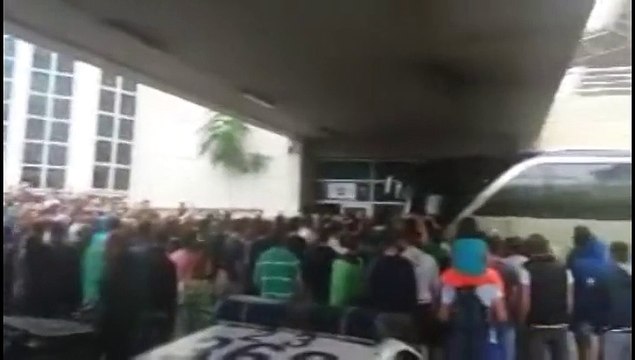 Η απίστευτη ατμόσφαιρα των φίλων του Παναθηναϊκού στο ΟΑΚΑ πριν τον τελικό - Ολυμπιακός vs Παναθηναϊκός - 11.06.17