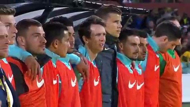 L'équipe d’Arabie Saoudite ne respecte pas la minute de silence en respect aux victimes de l'attentat de Londres