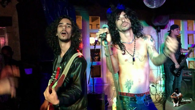 « Are You Gonna Be My Girl » Cover Jordan’s Band @The Beatles Bar - Varadero Cuba. Excellent 20 Février 2016.