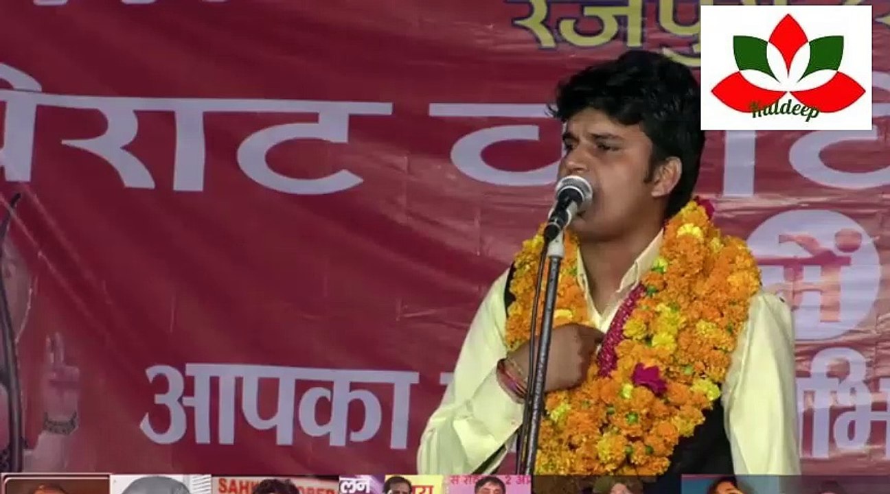 गर्व से कहो हम हिंदु है -- भगवा से ही हिन्दू है भगवा से ही हिंदुस्तान है -- भगवा की महानता
