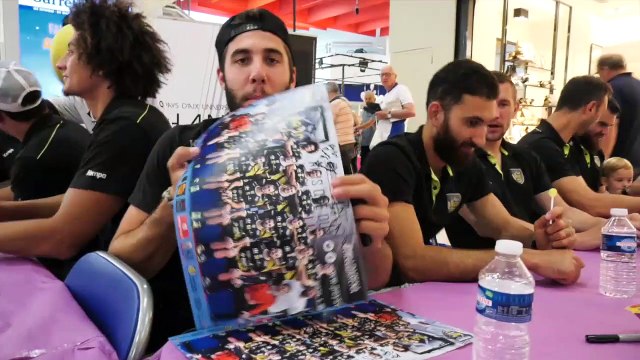 Hand | Le Pays d'Aix en visite chez son partenaire Carrefour