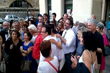 La joie autour de JF Cesarini, en tête de la 1re circo de Vaucluse au premier tour