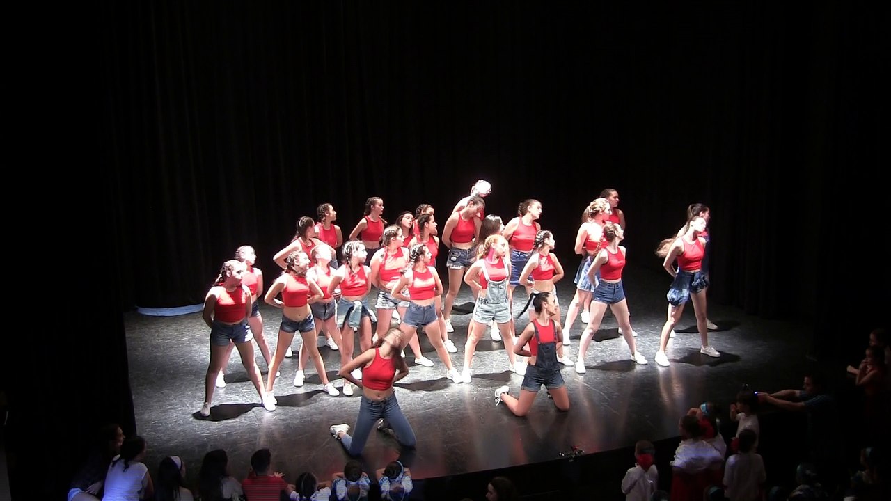 Mask off - Festival fin de curso 2017 - Las Zapatillas Rojas