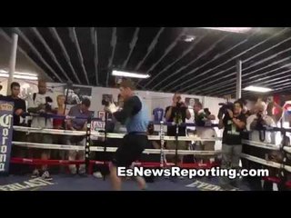 Canelo Alvarez Got Great Footwork - EsNews Boxing