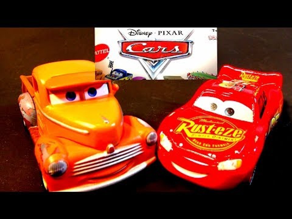 Cars 3 Unboxing Smokey with Lightning McQueen ,Doc  and Mater from Pixar Cars