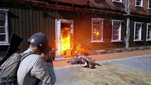 PlayerUnknown s Battlegrounds on Xbox One - 4K Trailer