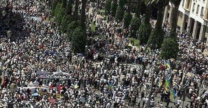Thousands Take to the Streets of Rabat for Anti-Government Protest