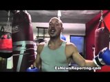 Boxing 101 Hitting The Heavybag With Max Power - EsNews Boxing