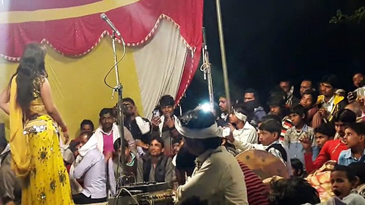 Mujre_wali_Hu_Mai_mujra_Karti_hu_मुजरे_वाली_हूं_मे_मुजरा_करती_हूं