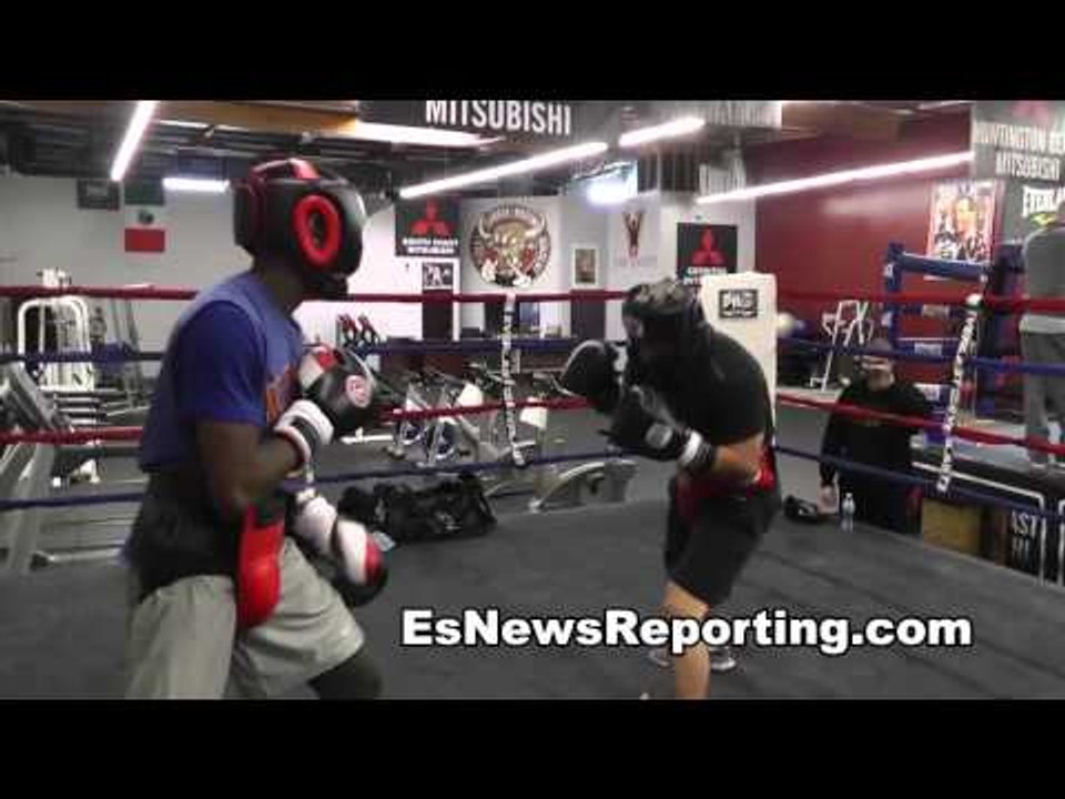 future champ dwayne zeigler sparring in oxnard - EsNews Boxing