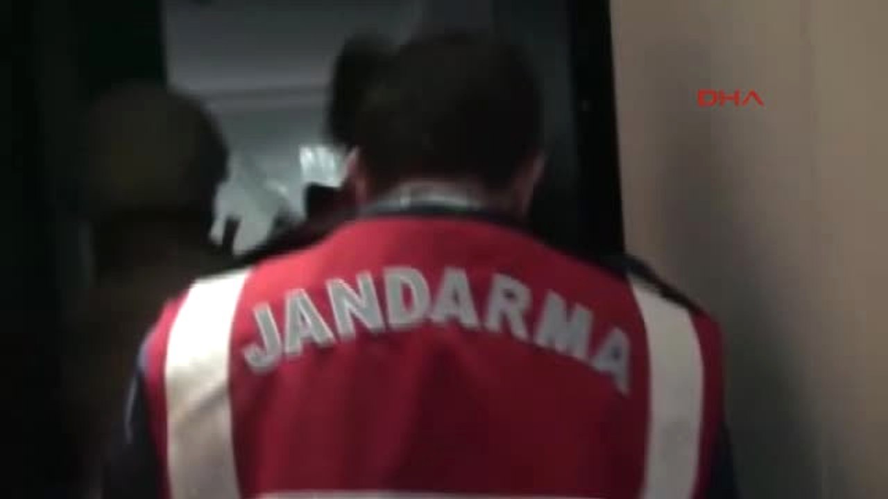 Ünlü Futbolcuların Ifade Verdiği Lüks Araç Operasyonu