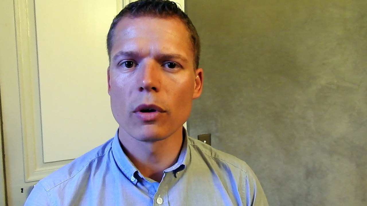 MONNIER (FN) TEND LA MAIN AUX ELECTEURS DE DROITE