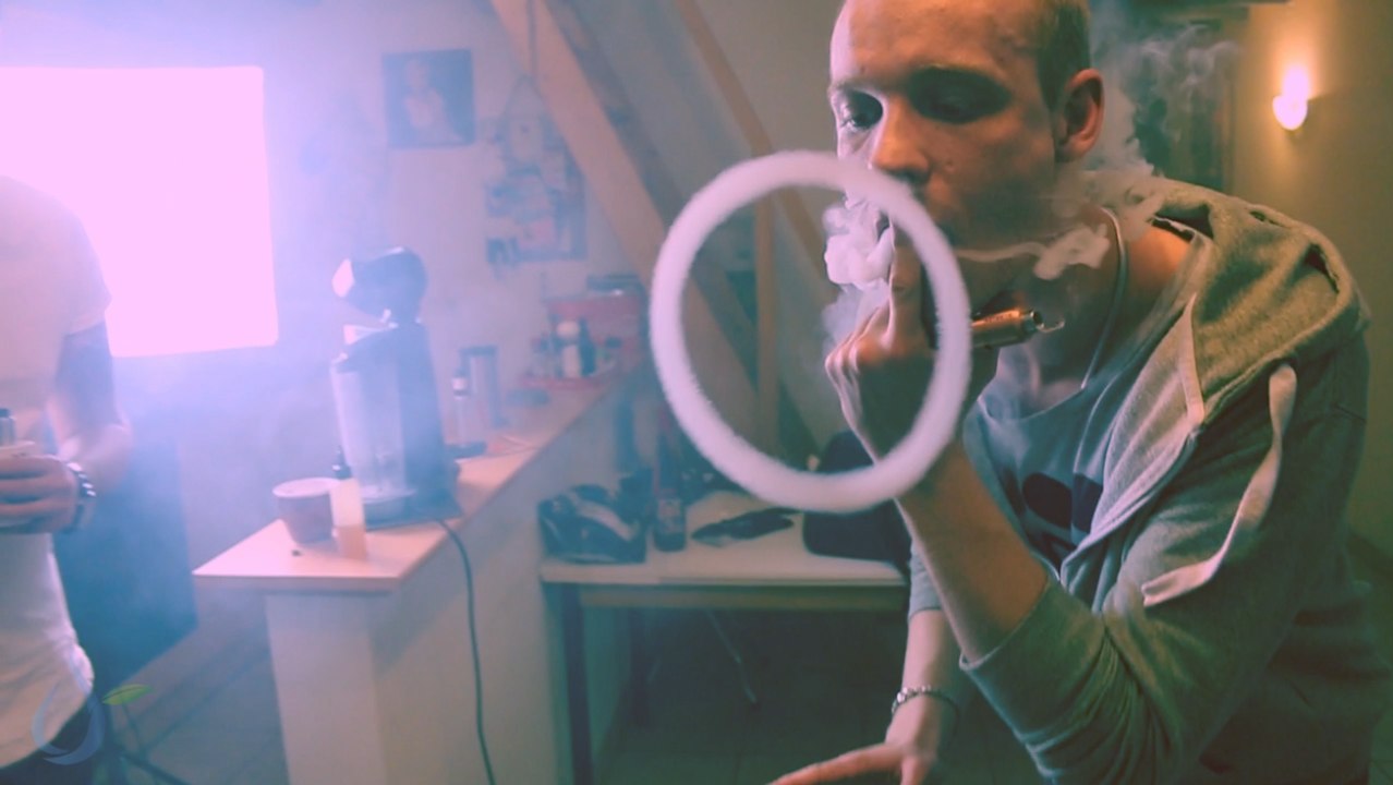 AMT VAPE || Vape Tricks || Vapesession