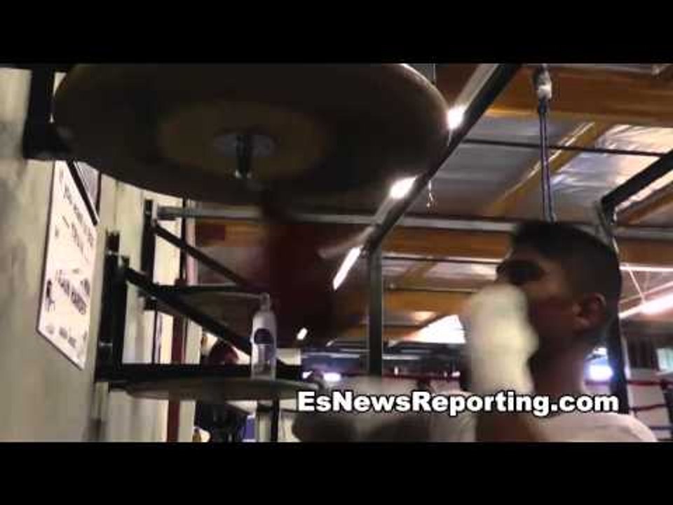 mikey garcia speedbag skills and tricks - EsNews boxing
