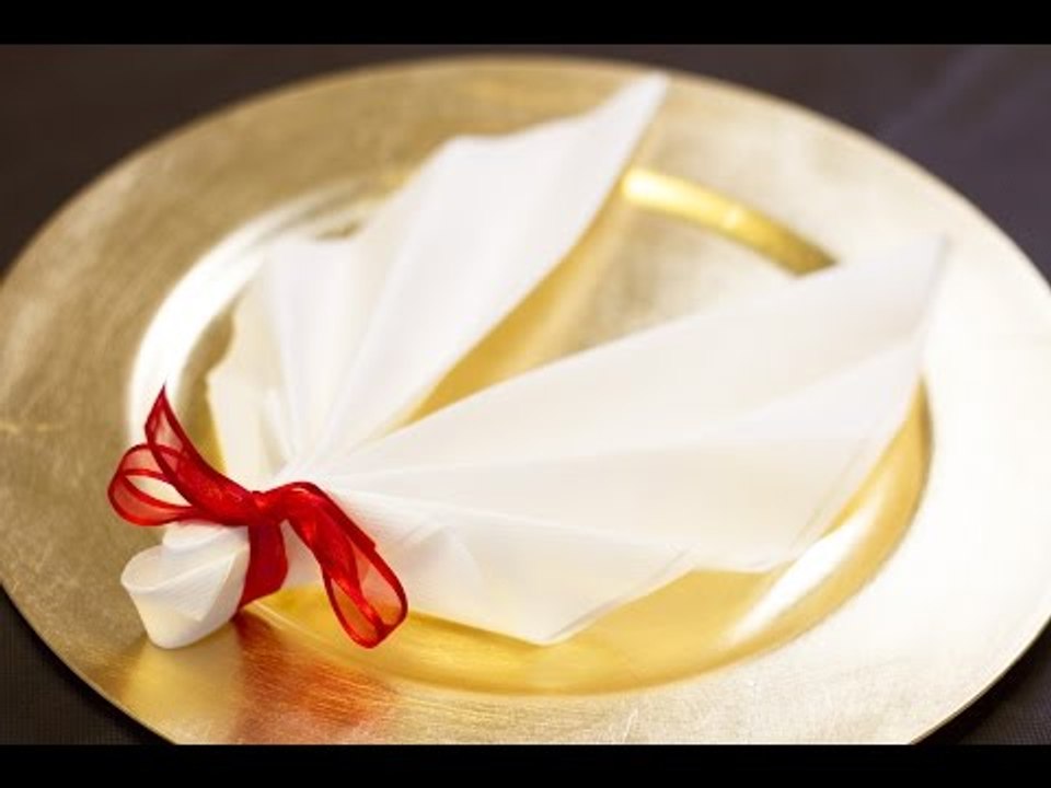 Serviettes en papier forme sapin de Noël vaisselle jetable doré