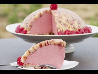 Charlotte royale à la framboise facile
