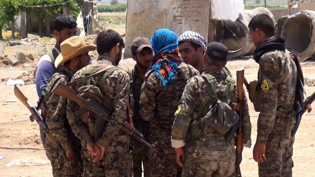 قوات سوريا الديموقراطية تعلن السيطرة على حي ثان في مدينة الرقة