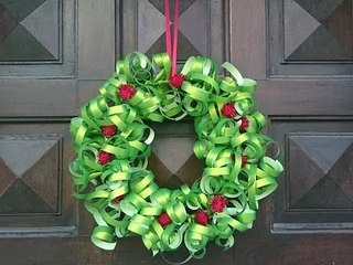 Bricolage Noël. Fabriquer une couronne de Noël