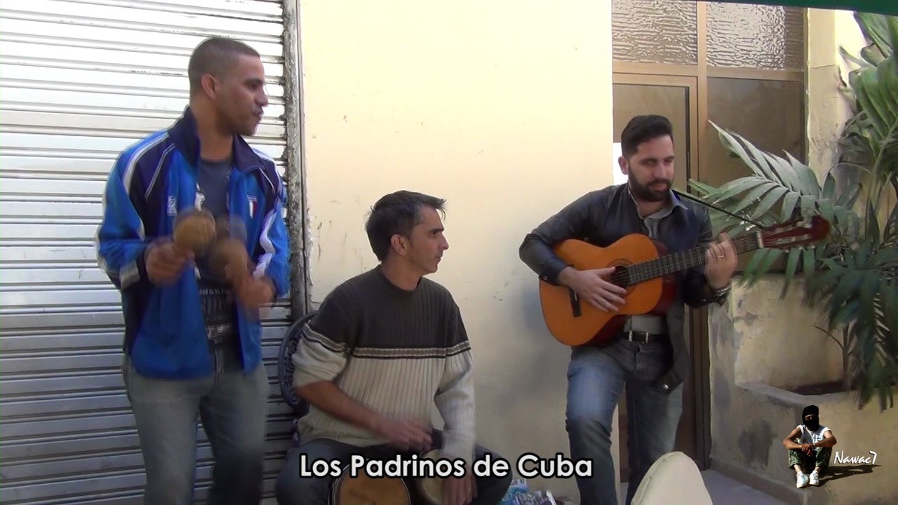 « Moliendo Café » Cover Los Padrinos De Cuba – Habana Vieja Cuba La Havane. Excellent Trio 13 Février 2016.