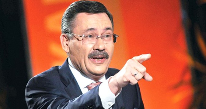 6,2'lik Deprem Ege'yi, Gökçek Twitter'ı Salladı: Suni Deprem Olabilir!