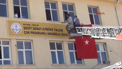 Batman Şehit Öğretmenin Adı Görev Yaptığı Okula Verildi