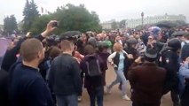 Hundreds arrested in Russian anti-corruption rallies