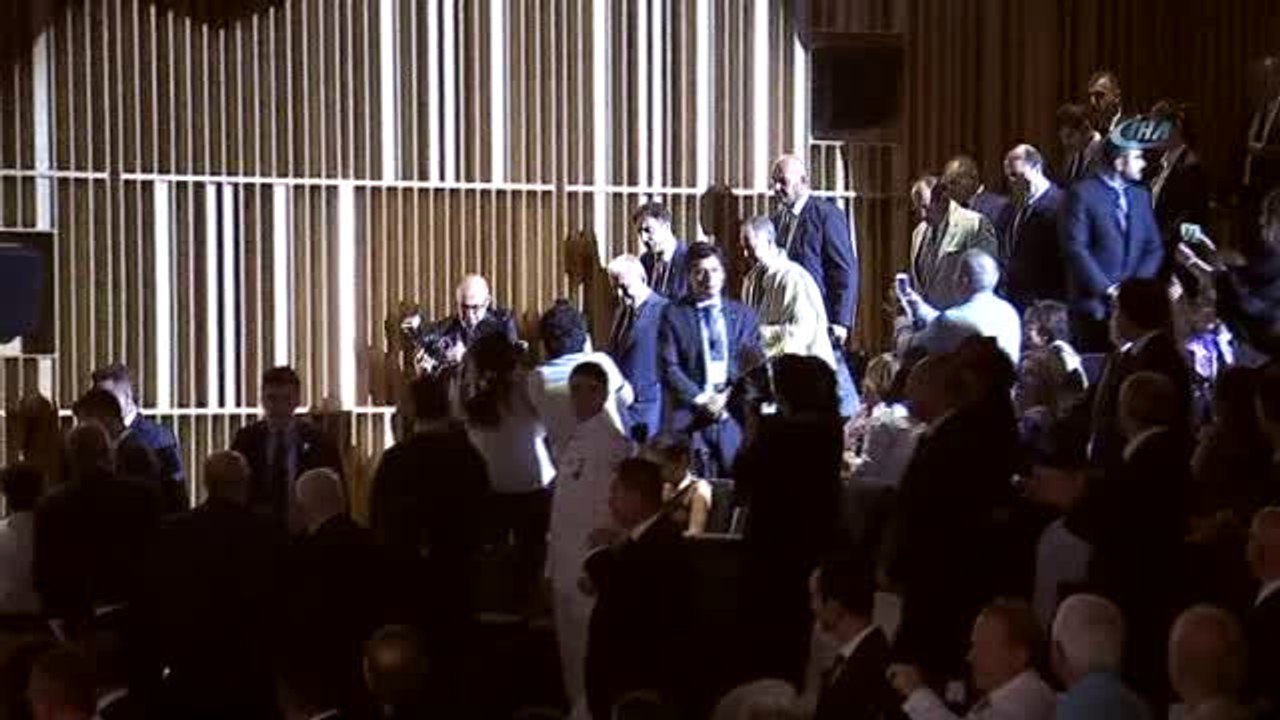 Başbakan Binali Yıldırım: "Kurdaki Dalgalanma Gelip Geçicidir Dedik, Yüzde 5 Büyüme Yakaladık"