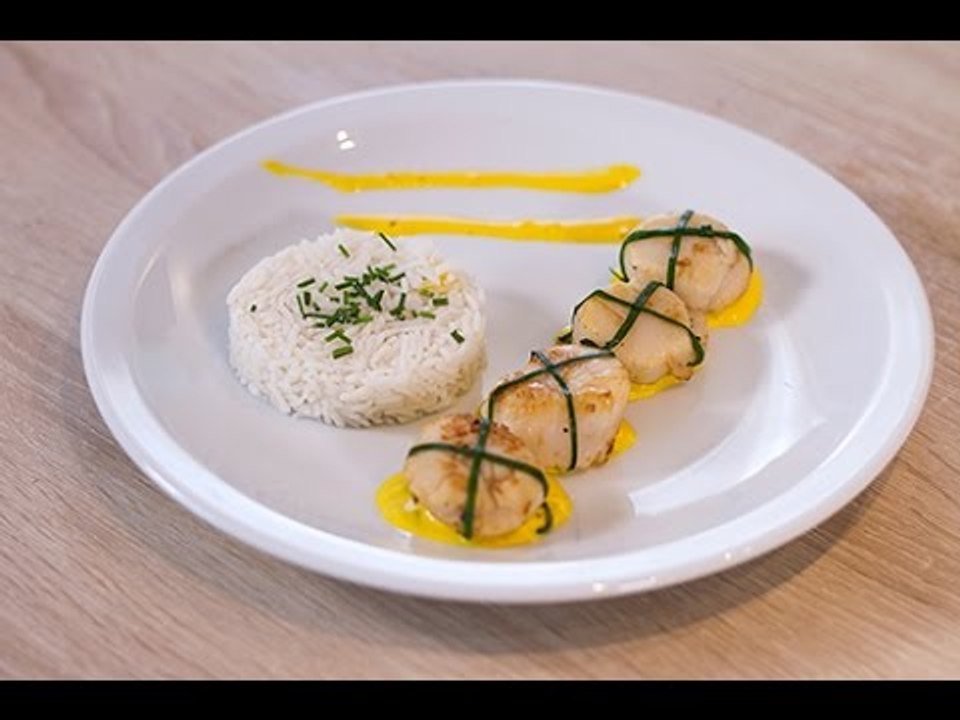 Noix de St Jacques à la sauce safran