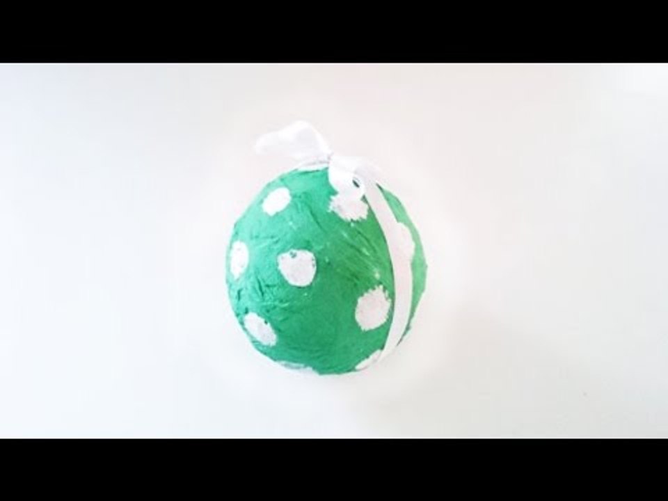 Bricolage de Pâques pour enfants. Fabriquer un œuf en papier géant