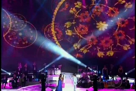 Especial de Roberto Carlos 2009 'Cama e Mesa' com Dira Lopes