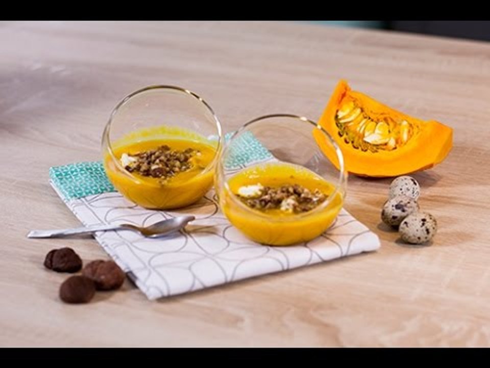 Velouté de potimarron aux oeufs de caille pochés avec Foodette