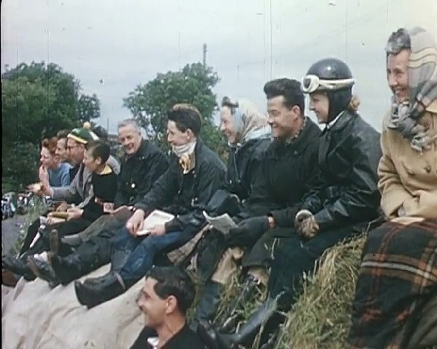 TT Timewarp - Mike Hailwood vs Luigi Taveri