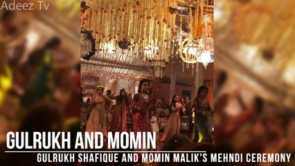 Mahndi Dance on   Laila Mai Laila   Raees