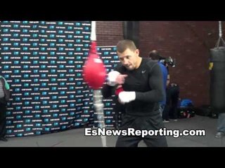 Matt Korobov working out for andy lee fight - EsNews Boxing