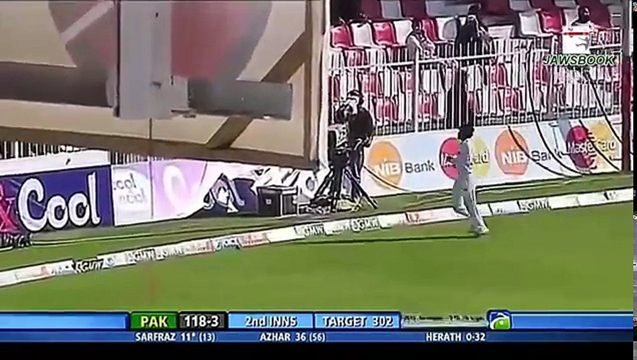 LOL, If Dhoni Watch His Keeping He Can't Stop Laugh. This Keeping Skills Will Blow Your Mind