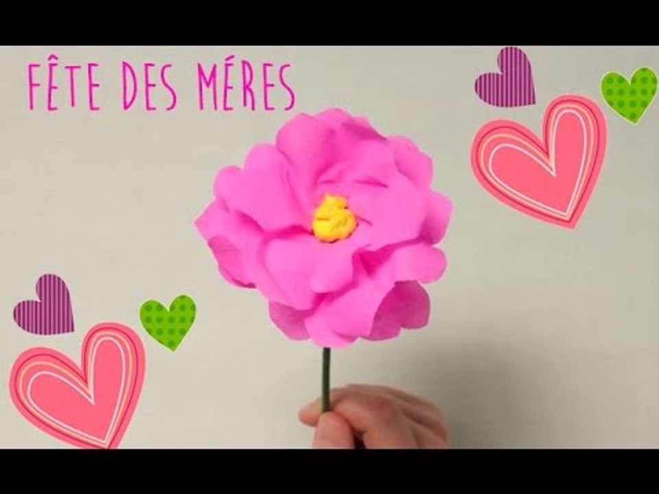 Comment faire une fleur en papier crépon ? - DIY cadeau Fête des Mères.