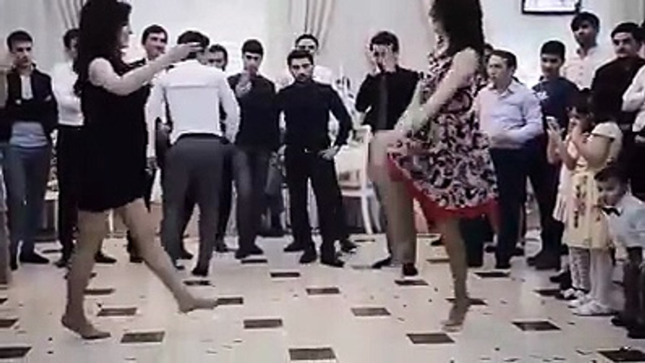 Kafkas Düğününden İnanılmaz Gösteri