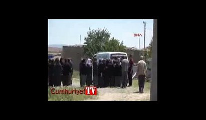 Konya'da katliam kurbanları toprağa verildi