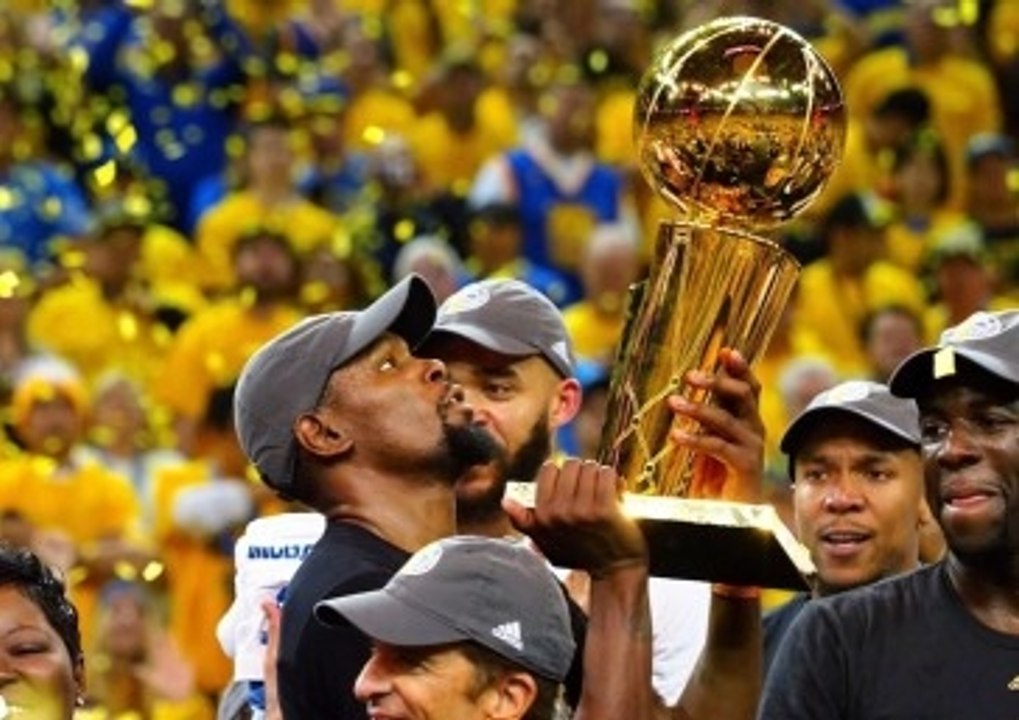 Warriors beat the Cavaliers and win the NBA Finals