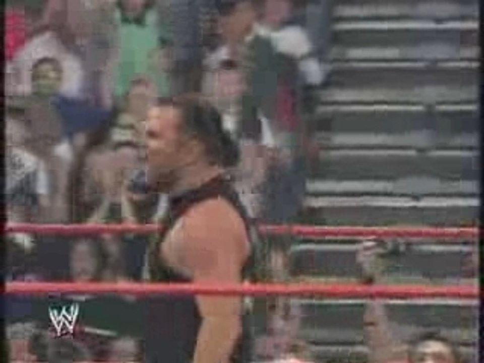 monday raw 15/10/2007Jeff Hardy gets revenge on Mr. Kennedy